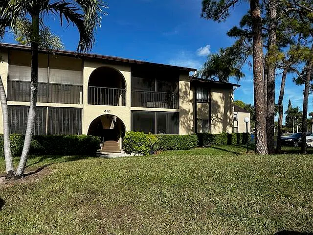441 Pine Glen Ln #C-2 — Photo 16