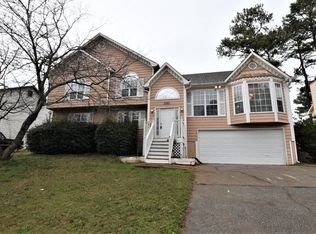 2353 June Springs Dr SW, Marietta, GA 30008