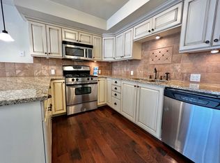 233 N Meldrum St APT B2, Fort Collins, CO 80521