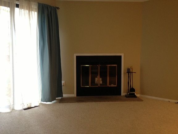 3rd image of 55 Broxbourne Dr