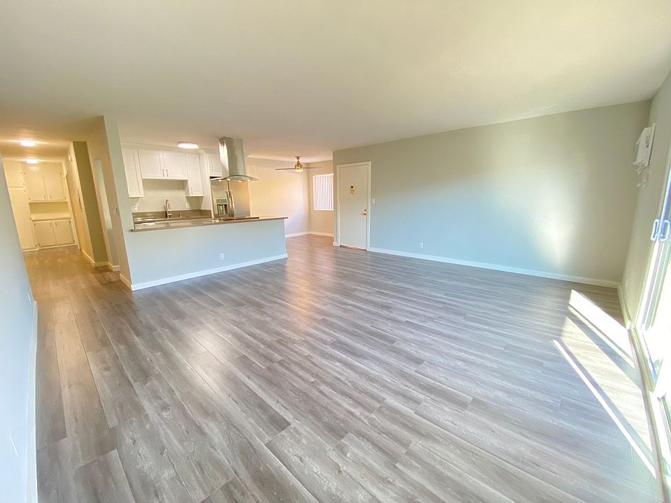 1st image of 3207 Bagley Ave APT 1