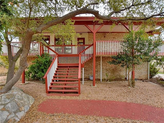 1st image of 130 Lakeway Dr
