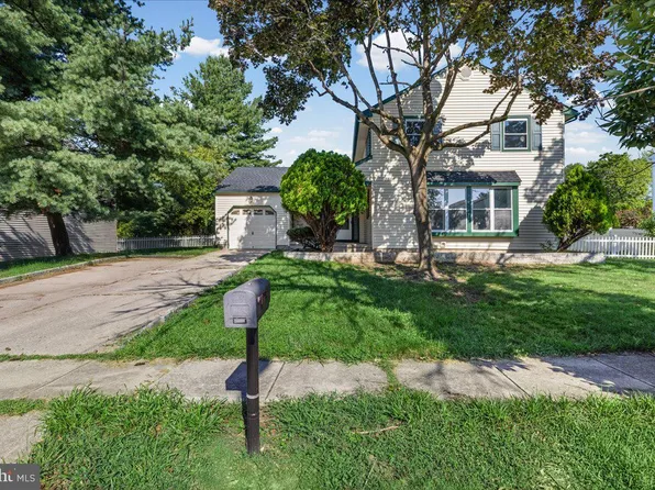 133 Abbey Rd, Voorhees, NJ 08043