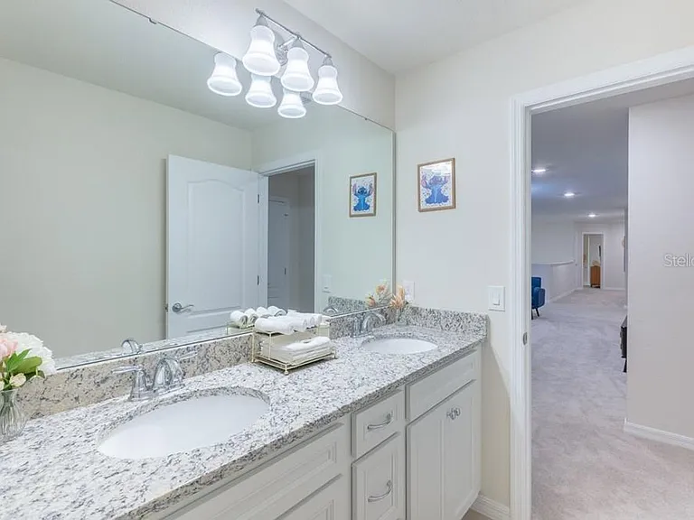 7215 Oakmoss Loop — Photo 29