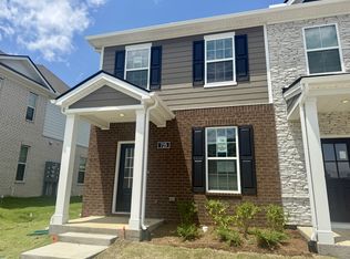 725 Ashbrook Dr, Lebanon, TN 37087