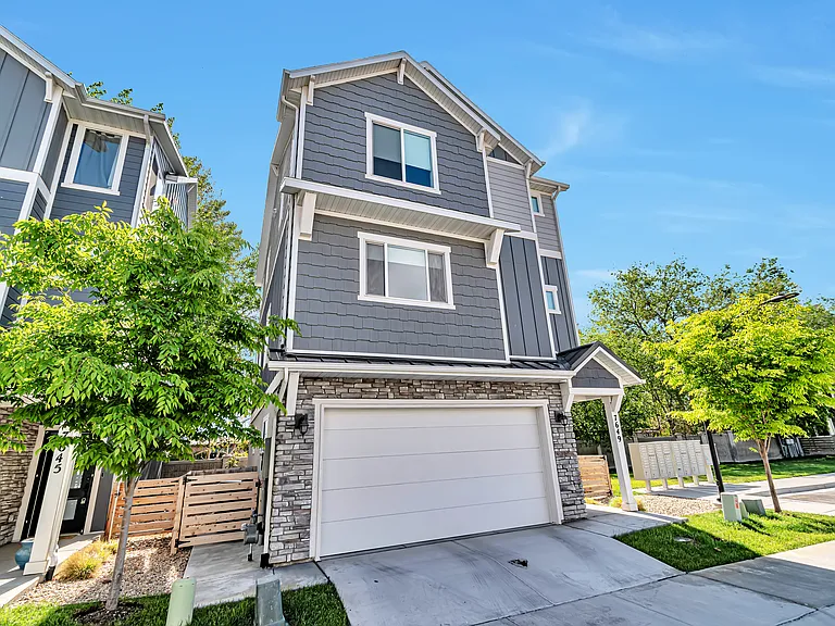 7649 S Lind Ln — Photo 23
