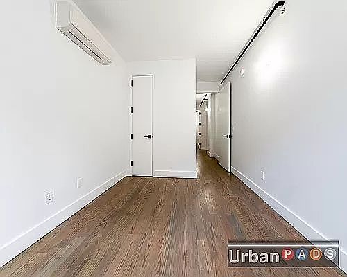 4th image of 1370 Nostrand Ave #5C