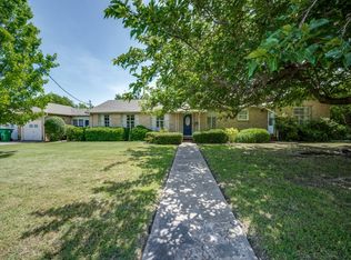 1006 N Trinity St, Decatur, TX 76234