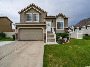 1384 N 2530 W, Clinton, UT 84015