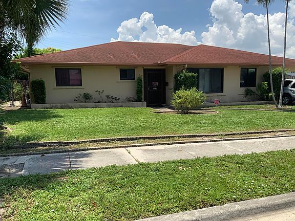 2nd image of 941 W 7th Street