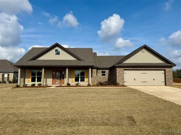 654 Chanlee Dr, Deatsville, AL 36022