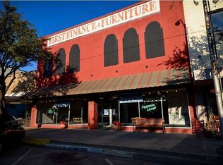211 N Beaton St, Corsicana, TX 75110