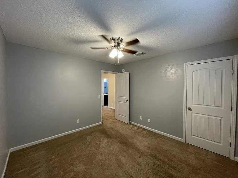 1322 Windrow Dr — Photo 22