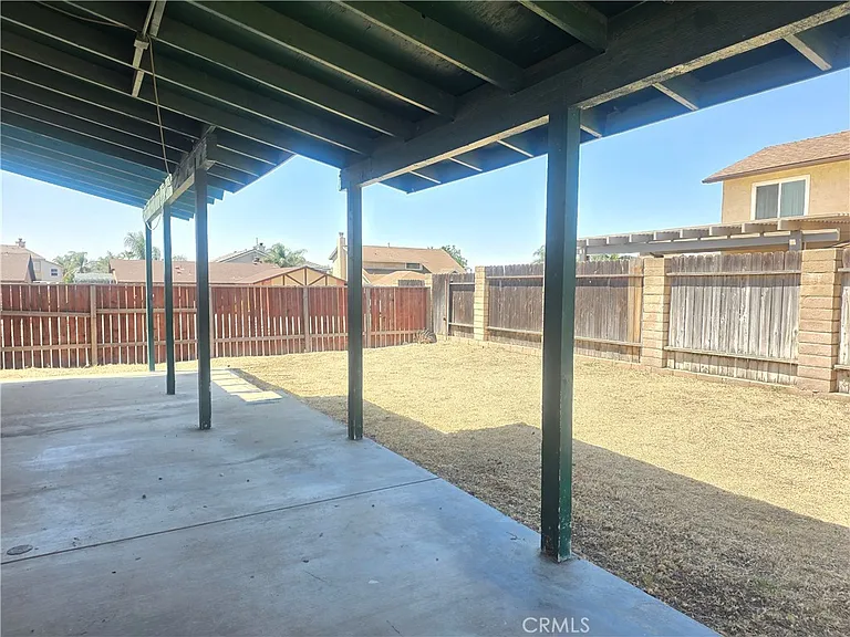 7492 Eugenia Dr — Photo 16