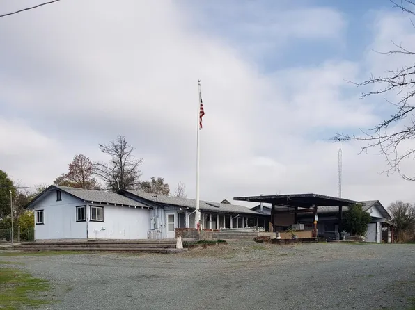 19019 E Liberty Rd, Clements, CA 95227