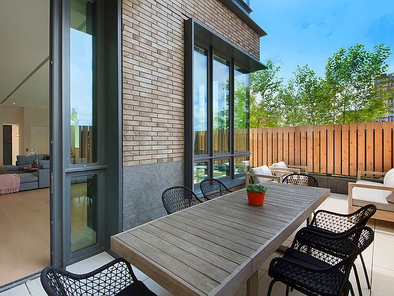 3rd image of 655 Dean St #Townhouse