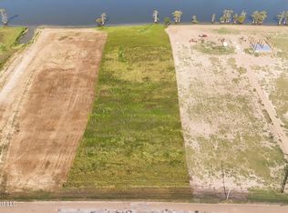 Deerfield Rd, Yazoo City, MS 39194