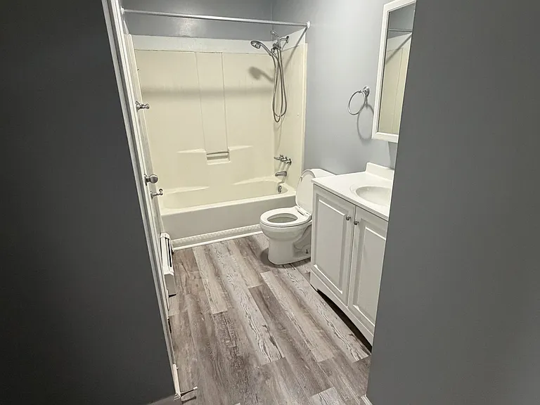 7422 West Blvd #6 — Photo 8