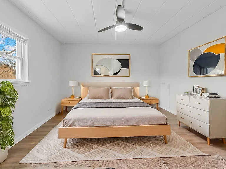 30 S Spring Ave #102 — Photo 3