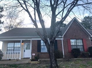 3190 Edenshire Ln, Horn Lake, MS 38637