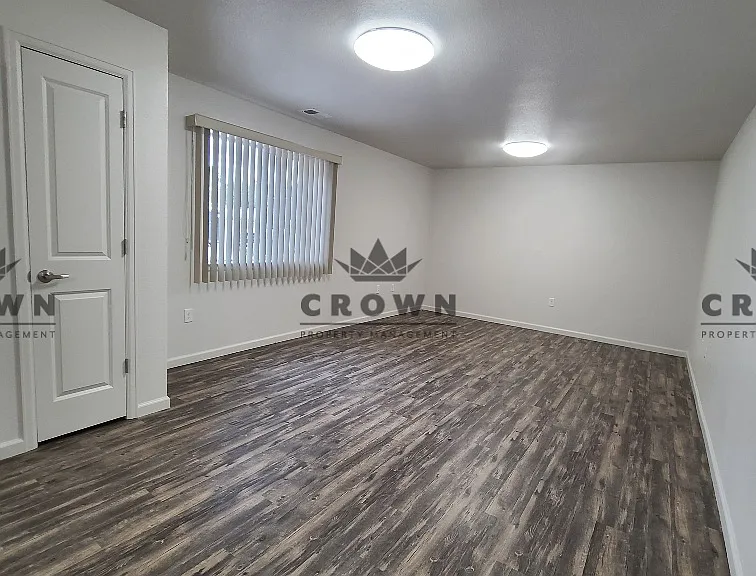 3503 Storey Blvd #B — Photo 2