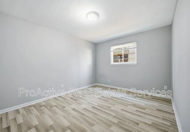 507 Ashlawn Dr #5 — Photo 12