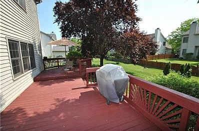 Nice & Private Deck, shaded during the summer months and perfect for relaxing.