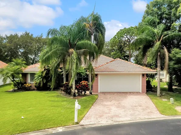 124 Private Pl, Greenacres, FL 33413