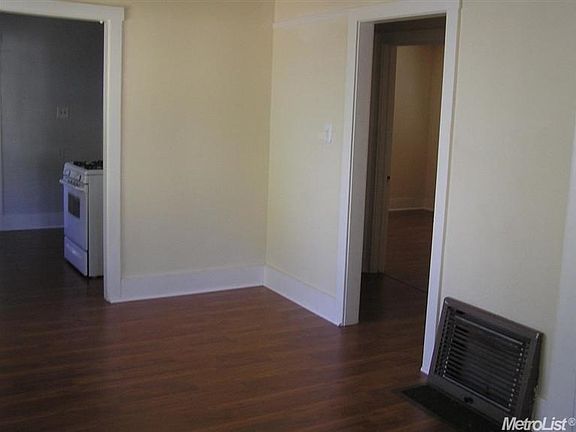 5th image of 3285 62nd St