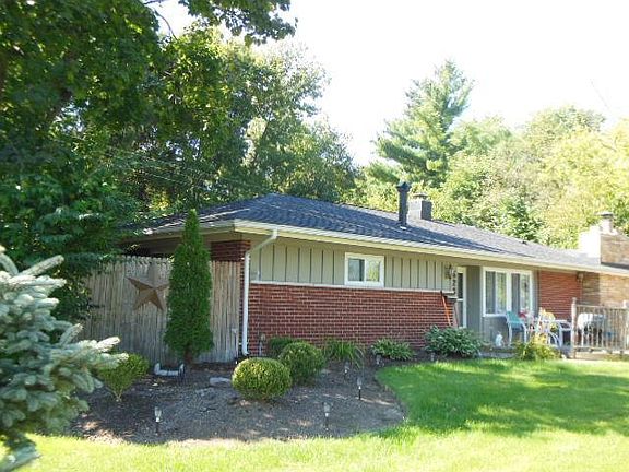 3rd image of 5284 Fredonia Ave