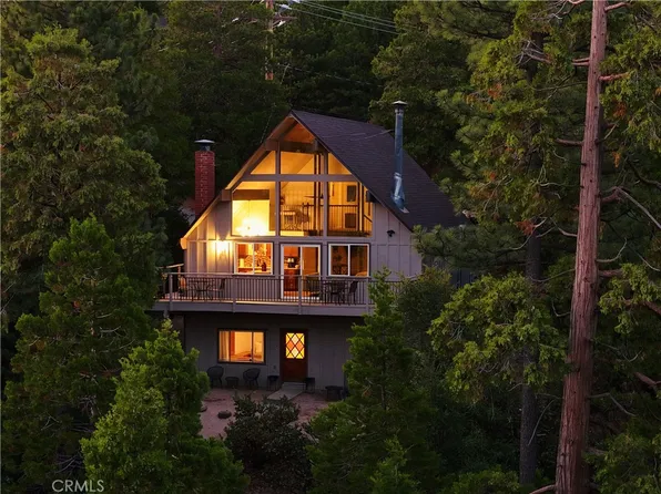 832 Rhine Rd, Lake Arrowhead, CA 92352