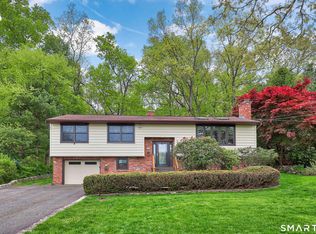 123 Evelyn Drive, Naugatuck, CT 06770