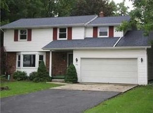 1982 Webb Rd, Grand Island, NY 14072