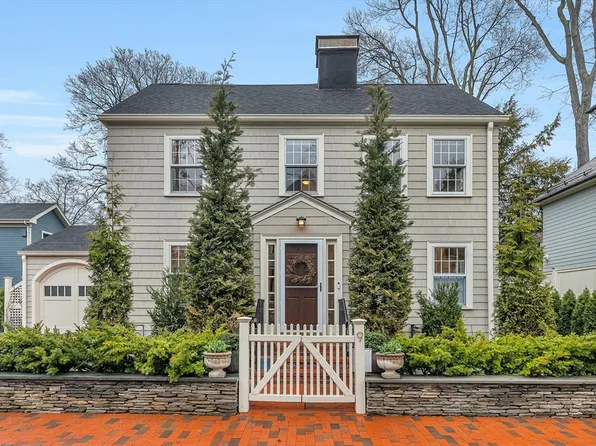 9 Kenway St, Cambridge, MA 02138