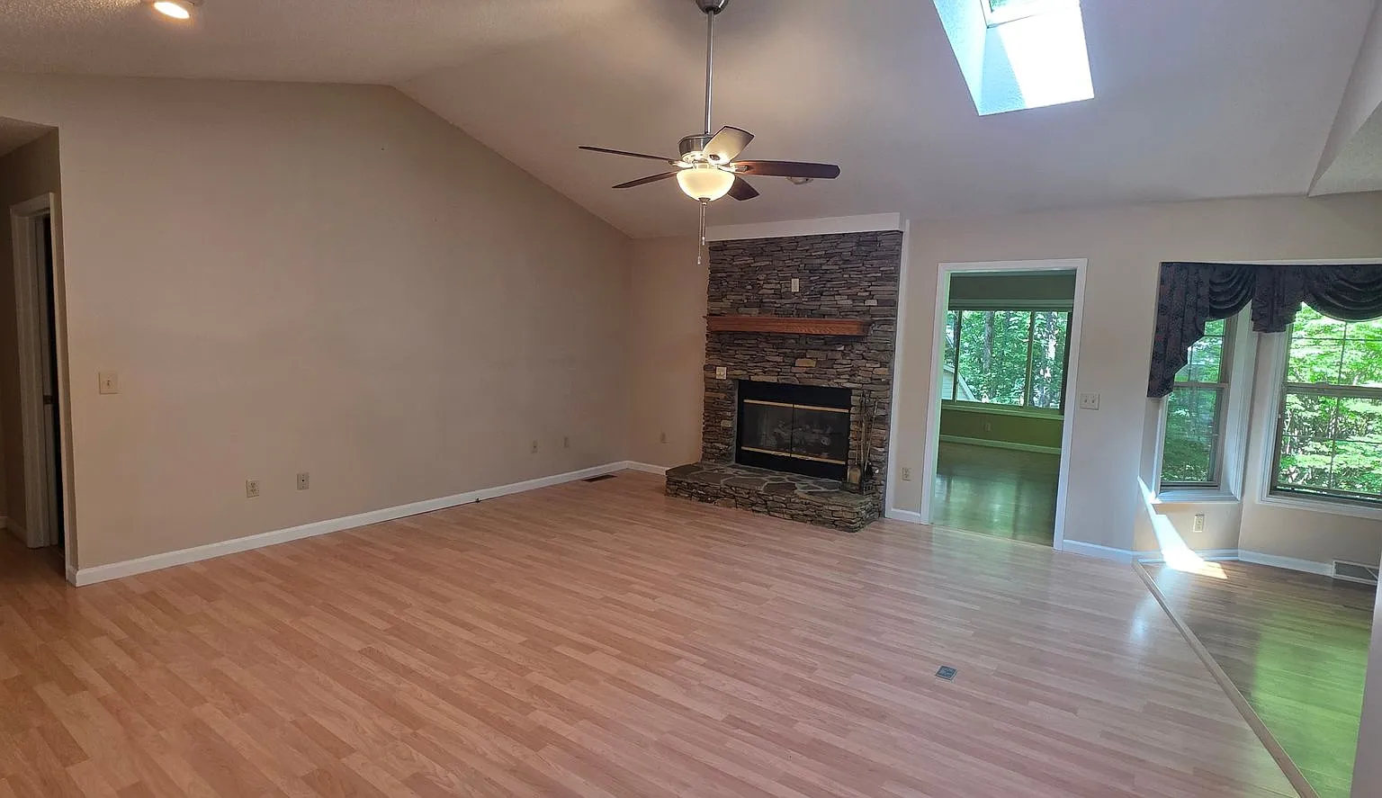 Great location, convenient to everything! — Photo 2