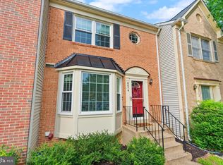 8074 Sky Blue Dr, Alexandria, VA 22315
