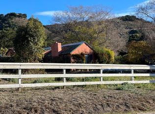 98 Ford Rd, Carmel Valley, CA 93924