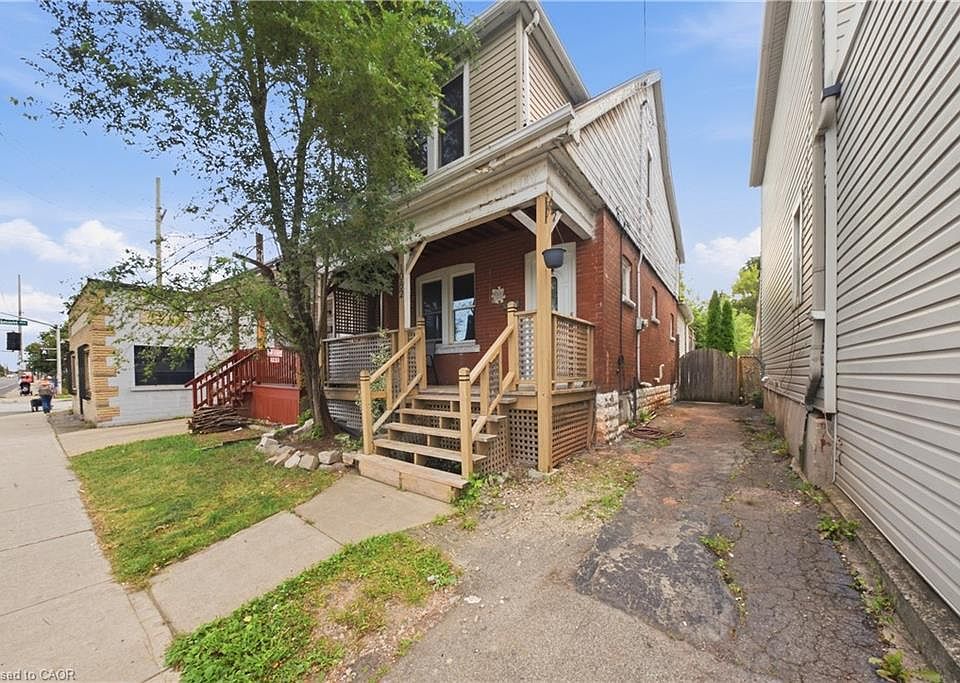 1st image of 1082 Cannon St E
