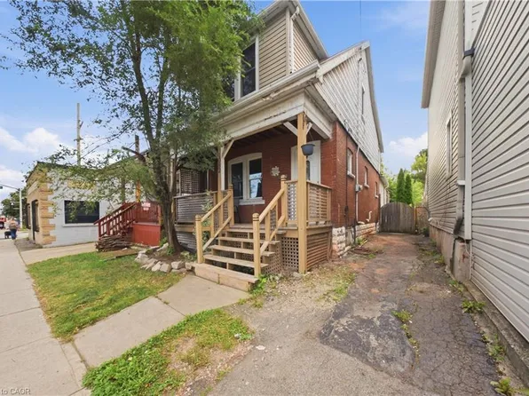 1082 Cannon St E, Hamilton, ON L8L 2J1