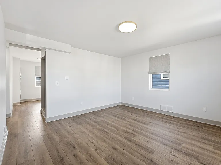 3615 Kenmar Rd — Photo 2
