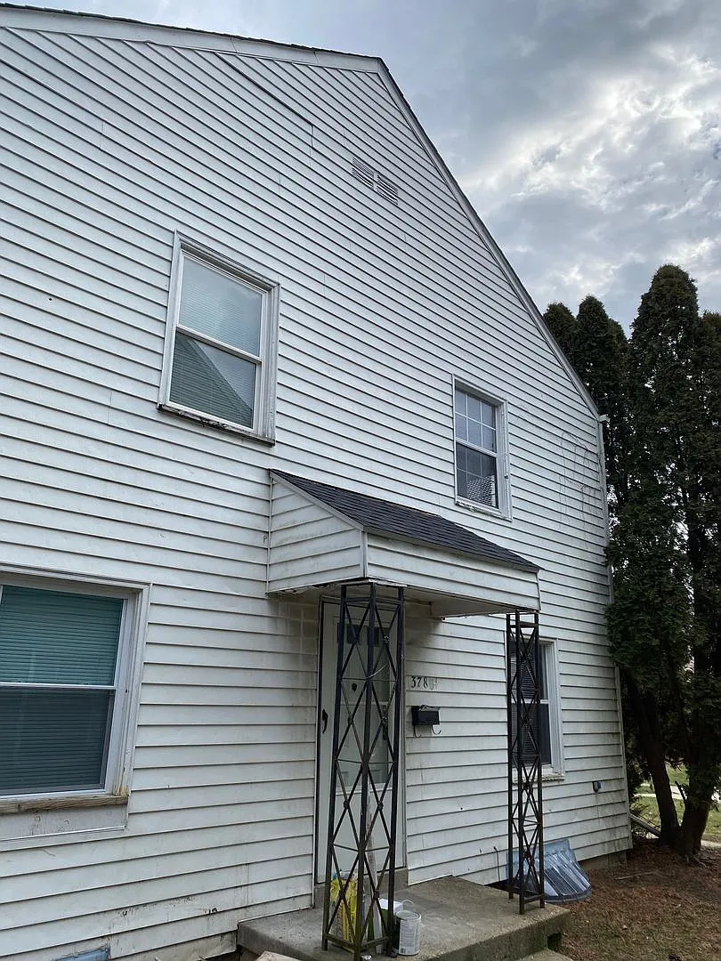 378 N Roosevelt (4-5) (Dup) — Photo 1