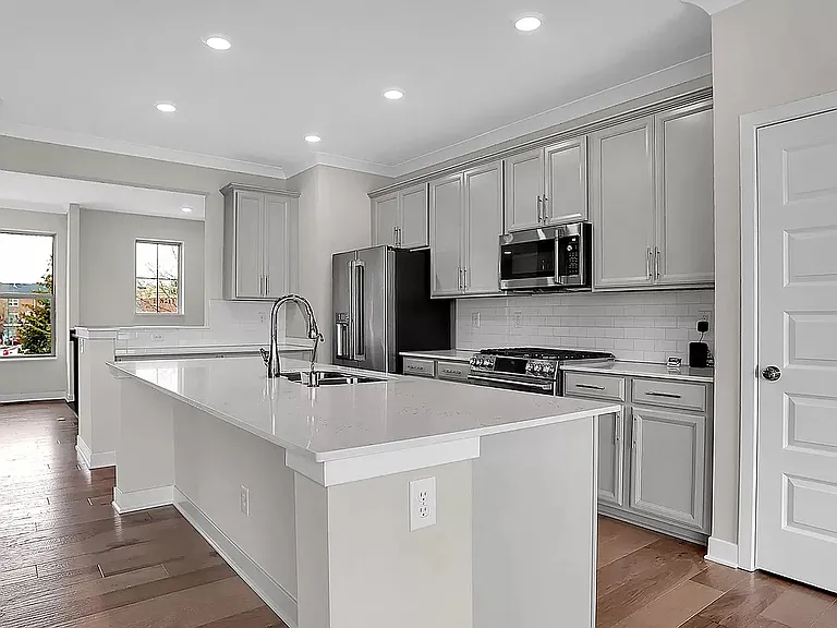 13432 Carlsbad Pl — Photo 3