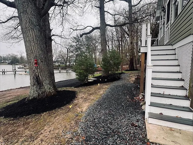 2043 Sue Ave — Photo 24