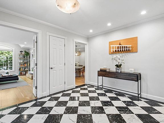 2nd image of 73 Huntington Road