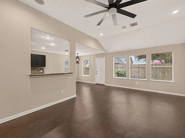 25223 Clover Ranch Dr — Photo 12