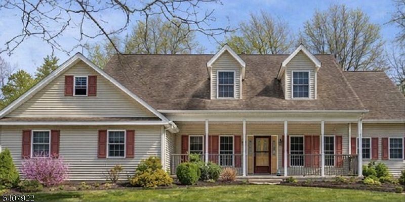 1st image of 134 Meadows Rd