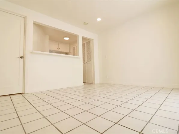 129 35th St #B, Newport Beach, CA 92663