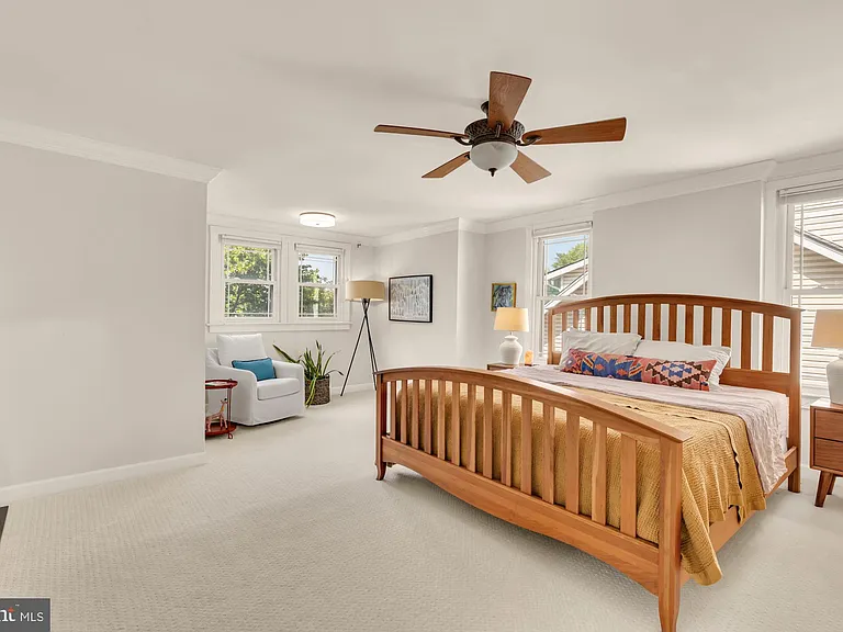 821 Elder St NW — Photo 15