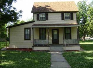 925 Cedar St, Salina, KS 67401