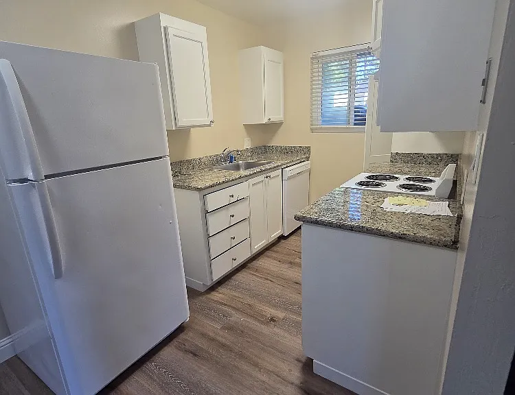 550 California St #1 — Photo 2